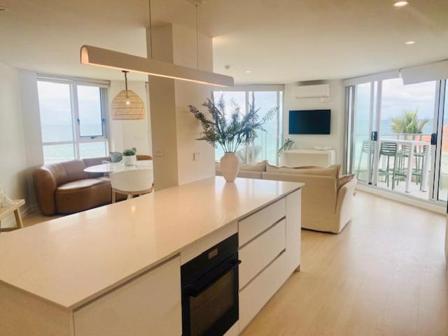 Foreshore Beachfront Apartments Gold Coast Zewnętrze zdjęcie